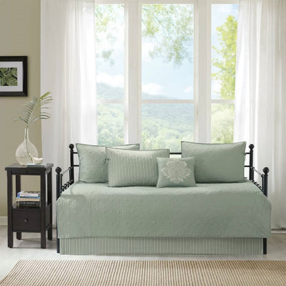 Quilted Seafoam Daybed Set – 6-Piece Reversible Cottage
